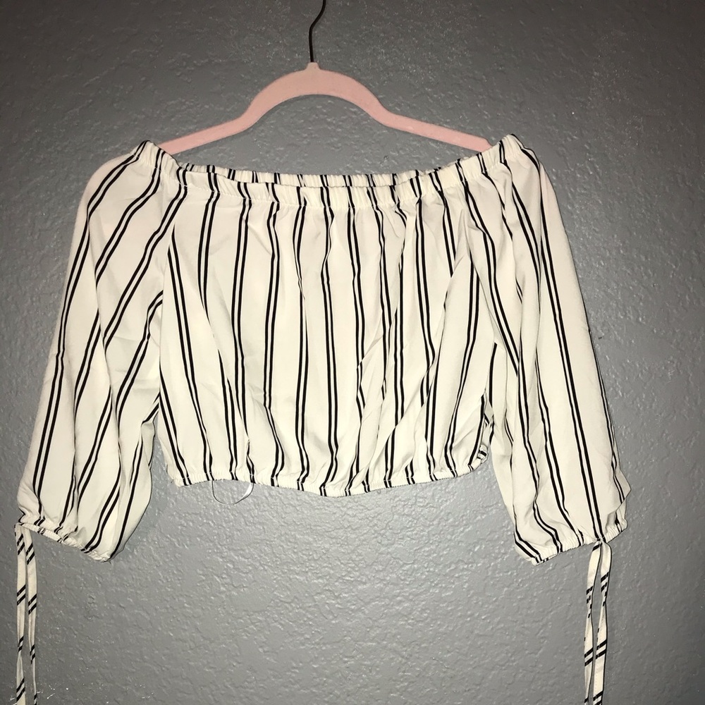 Cropped blouse